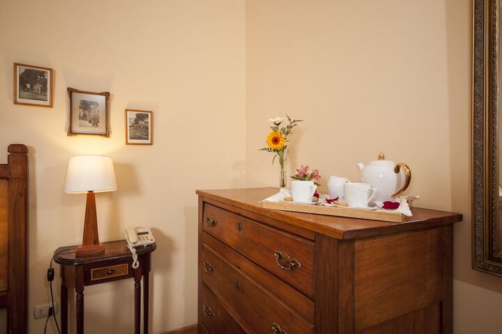 Room 5 of 38