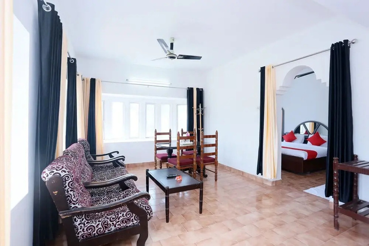 Room 3 of 13