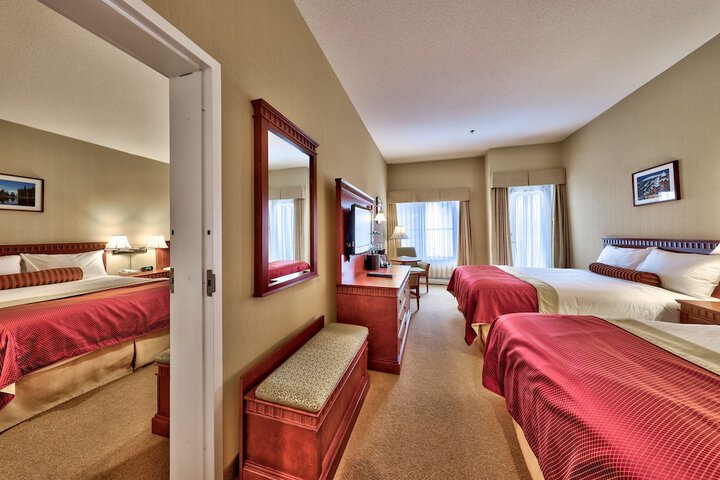 Room 12 of 50