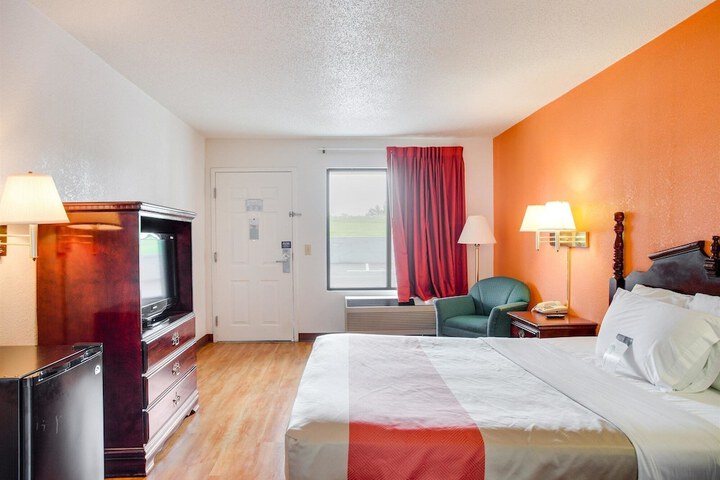 Room 18 of 43