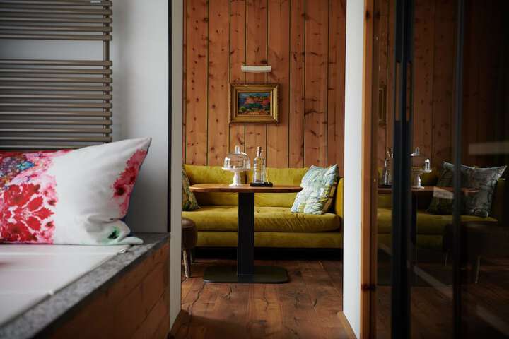 Room 52 of 129