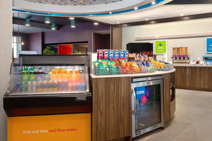 Snack bar