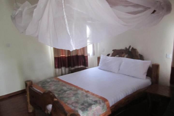 Room 10 of 39