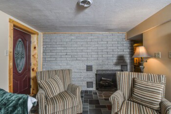 Room 16 of 39
