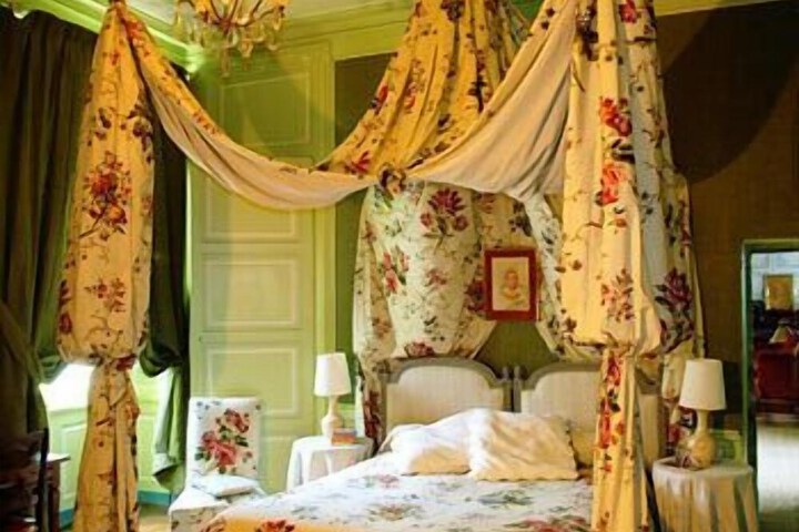 Room 37 of 101