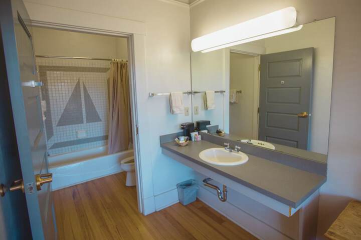 Room 38 of 45