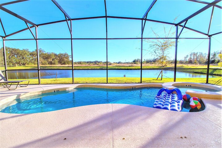 Pool 51 of 67