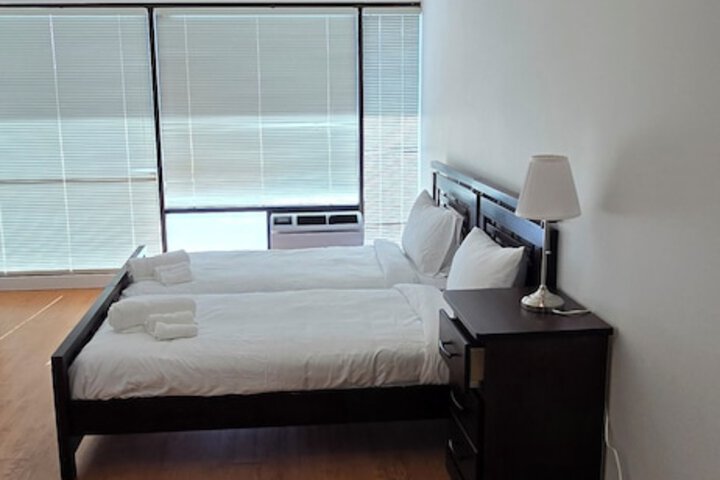 Room 8 of 29