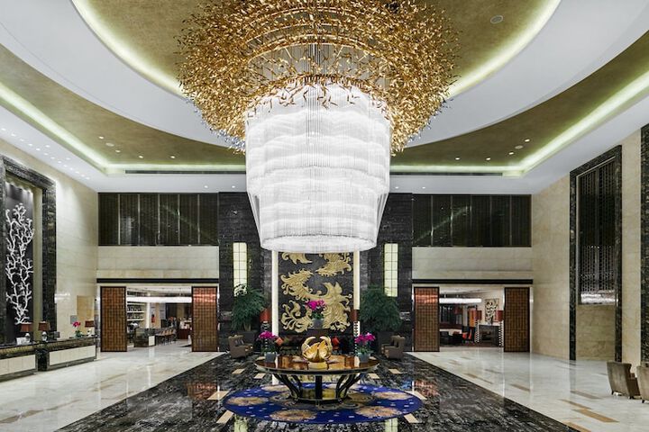 Hotel 52 of 63