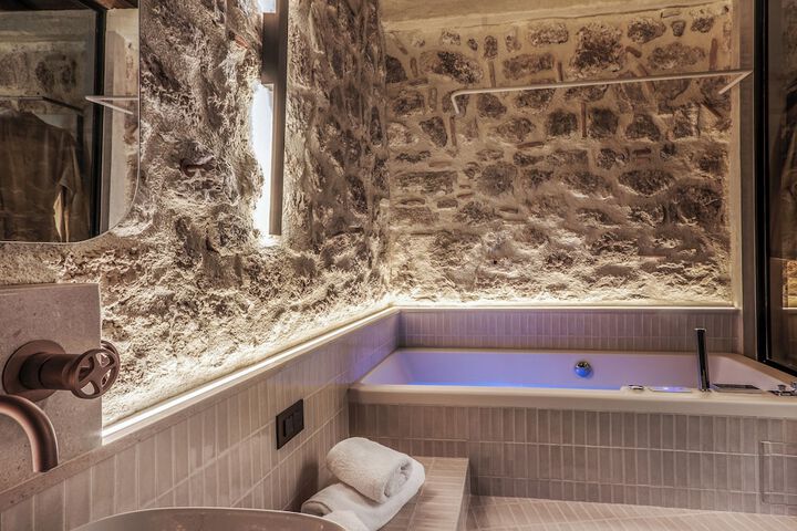 Hot Tub 121 of 166