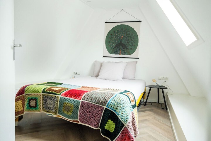 Room 17 of 50