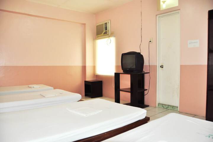 Room 15 of 31