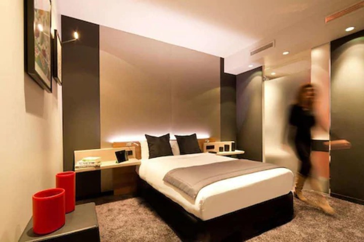 Room 34 of 75