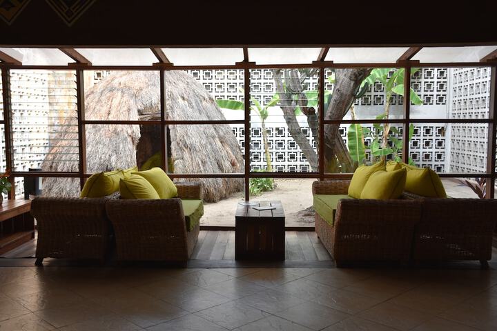 Lobby Entry