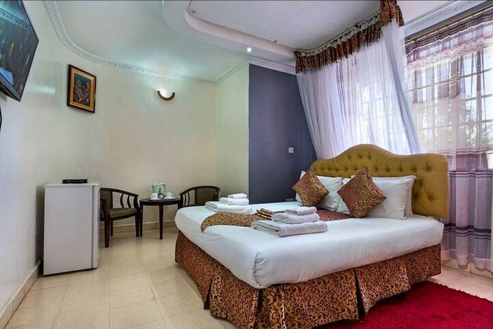 Room 6 of 47
