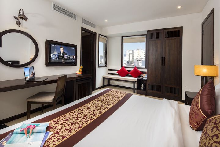 Room 14 of 56
