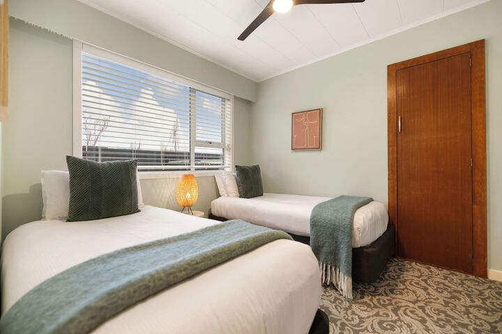 Room 21 of 128