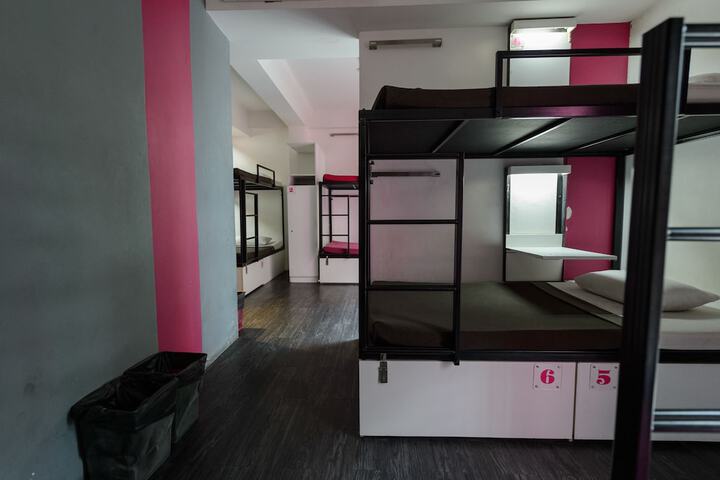 Room 19 of 61
