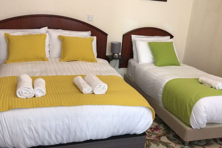 Room 5 of 13