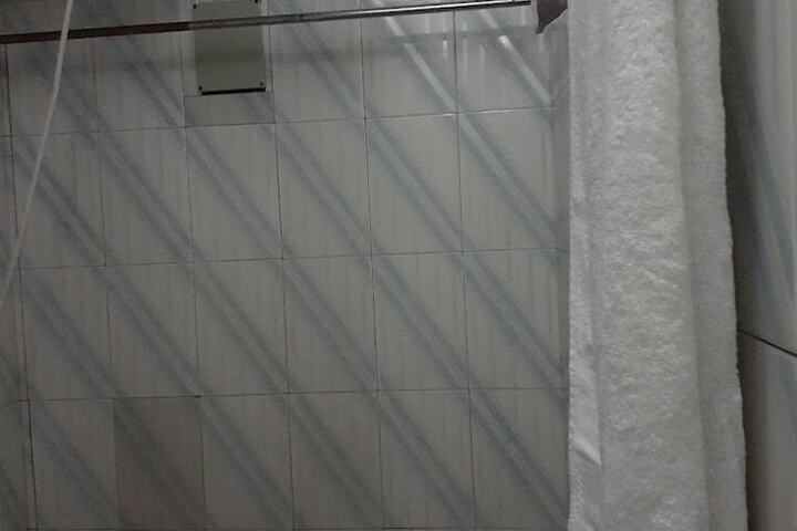 Room 6 of 21