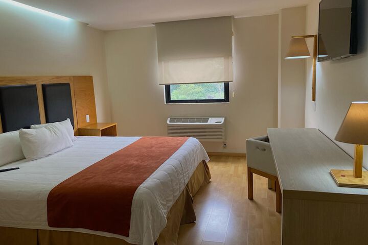 Room 10 of 57