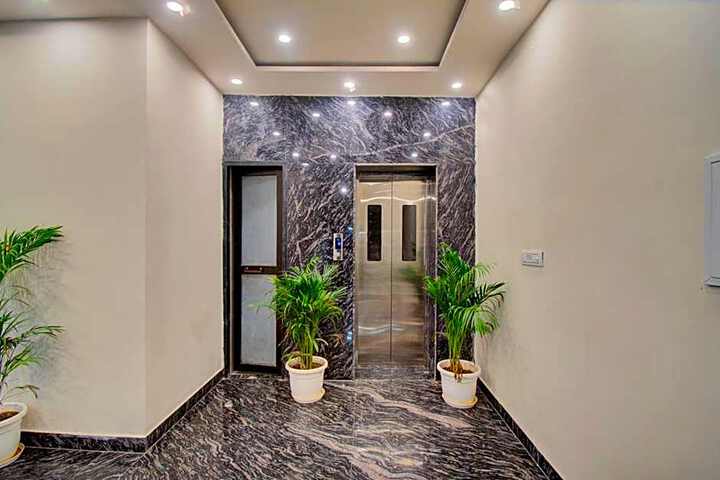 OYO 817209 Hotel Karma