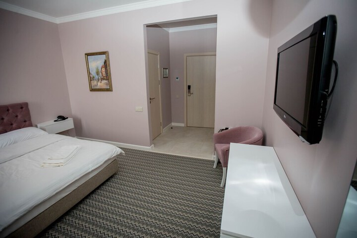 Room 17 of 29
