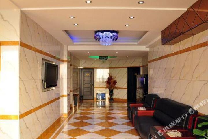 Donggang Jiaotong Hotel