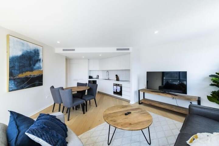 Room 15 of 25