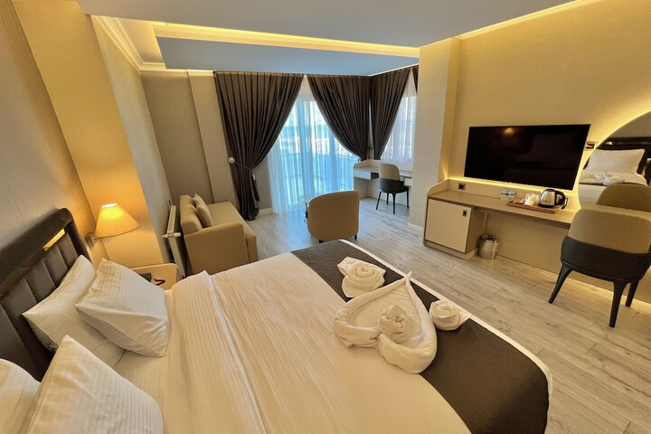 Room 17 of 72