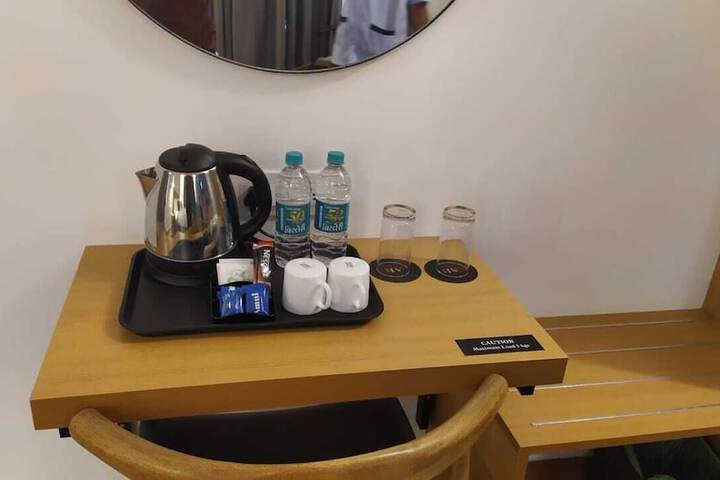 Breakfast/Coffee Service 33 of 67