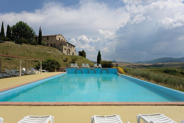 Pools & Facilities