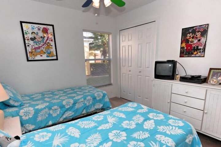 Room 6 of 31
