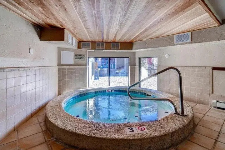 Pool 8 of 16