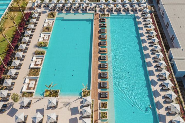 Pool 60 of 129