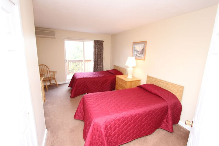 Room 4 of 53