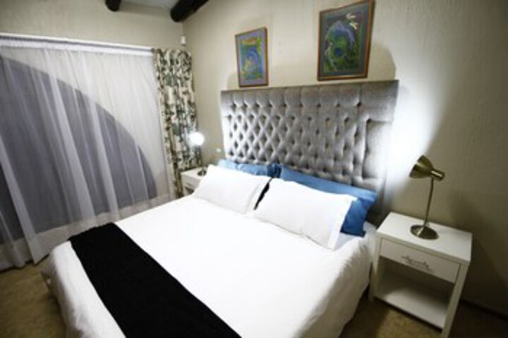 Room 14 of 27