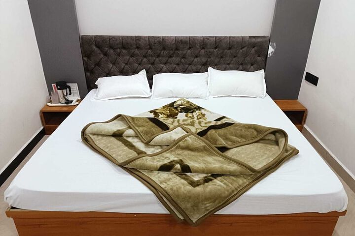 Room 5 of 39