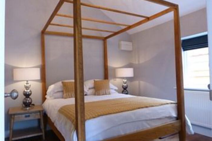 Room 19 of 25
