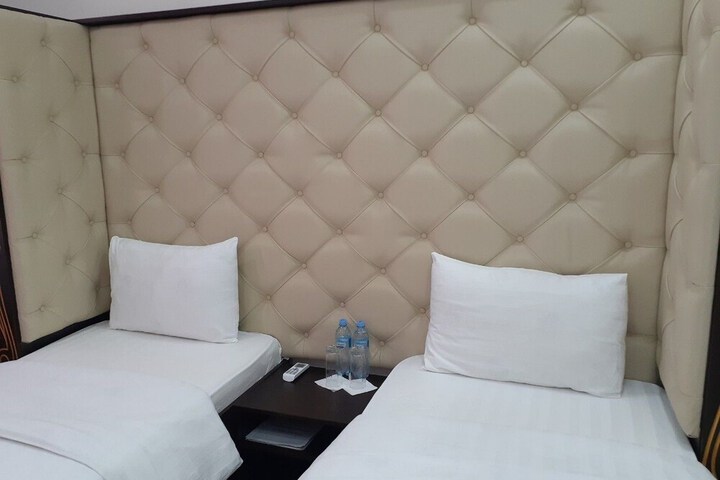 Room 21 of 51