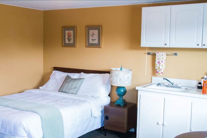 Standard Double Bed (11 of 36)