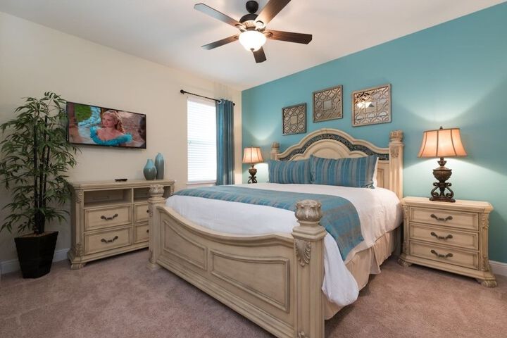 Room 16 of 32