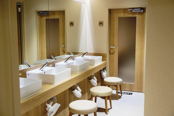 Bathroom Interior Photo