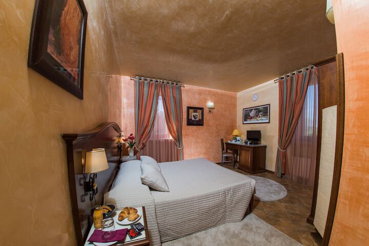 Room 20 of 43