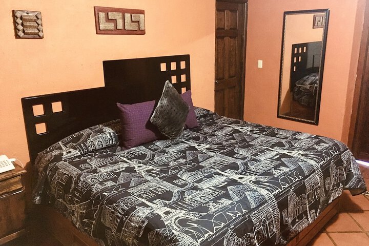Room 6 of 66