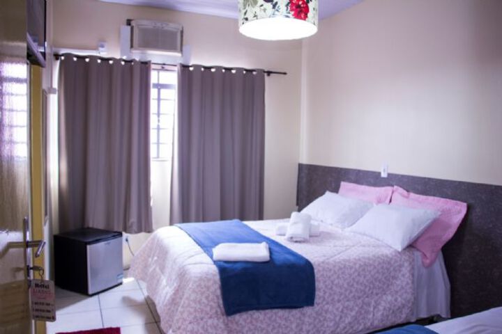 Room 3 of 6