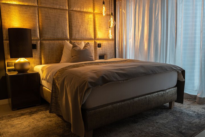 Room 2 of 21