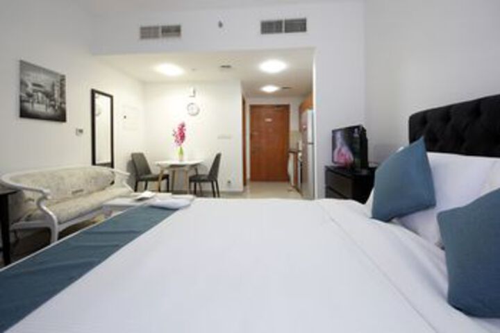 Room 6 of 26