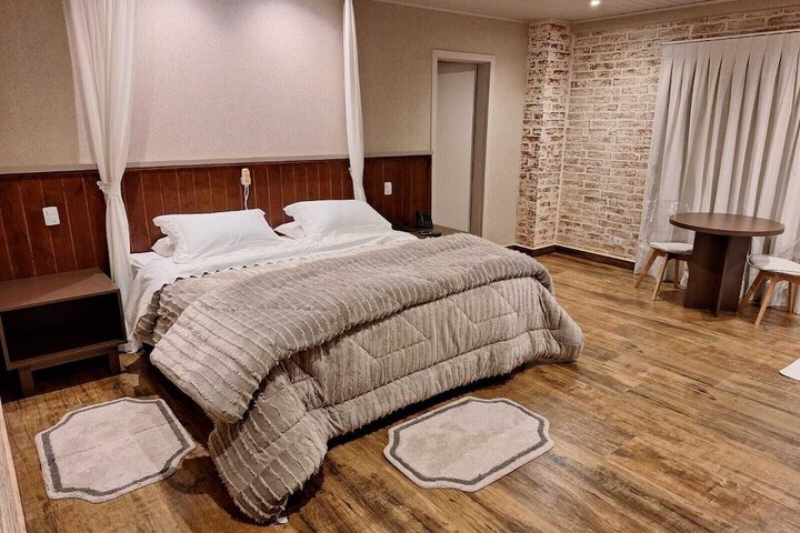 Room 17 of 55