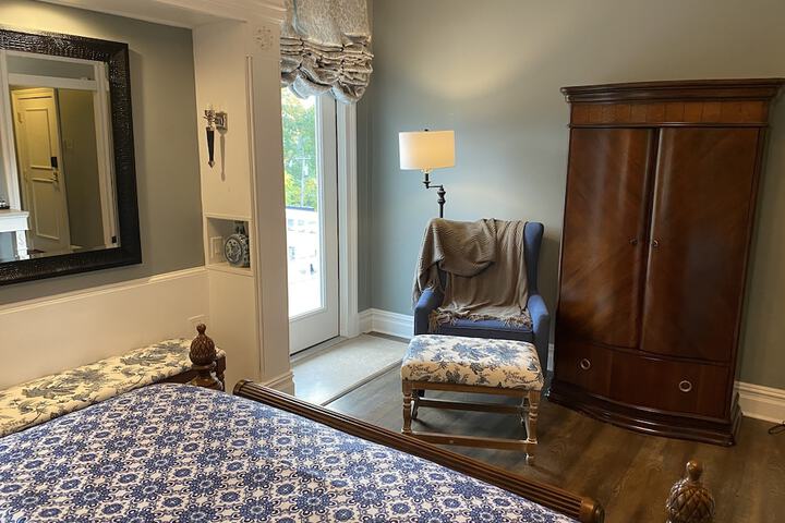 Room 9 of 81